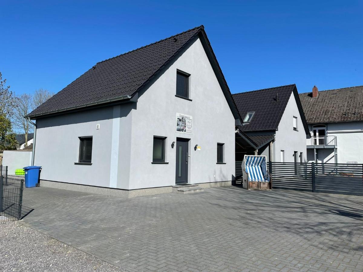 Ferienhäuser Hof von Oldenburg Butjadingen Exterior foto